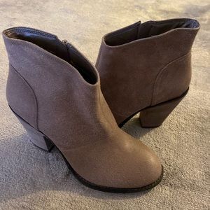 Jessica Simpson Booties